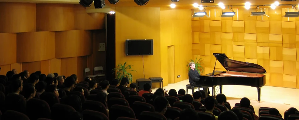 Klavierkonzert von Konzertpianist Peter Braun-Feldweg aus Berlin